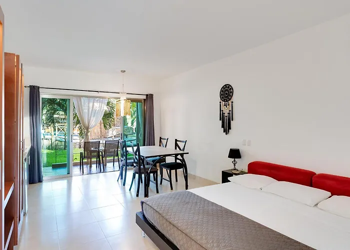 Hotel Maia